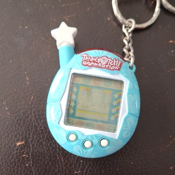 Tamagotchi Connection Keychains - Picture 5 of 6